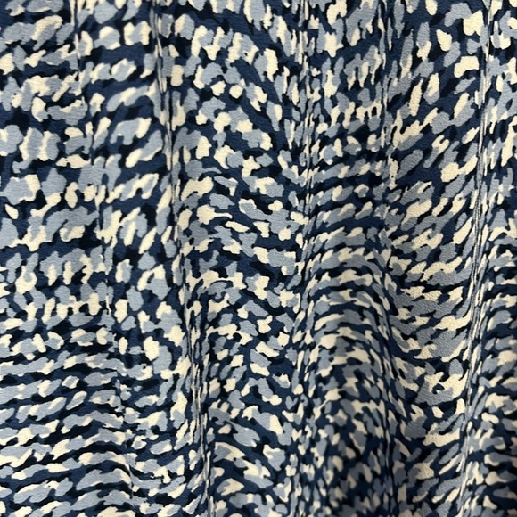 CeCe Women Blouse M Blue White Tier 3/4 Sleeves Stretch Waist w/Tie Off-Shoulder - Picture 4 of 11